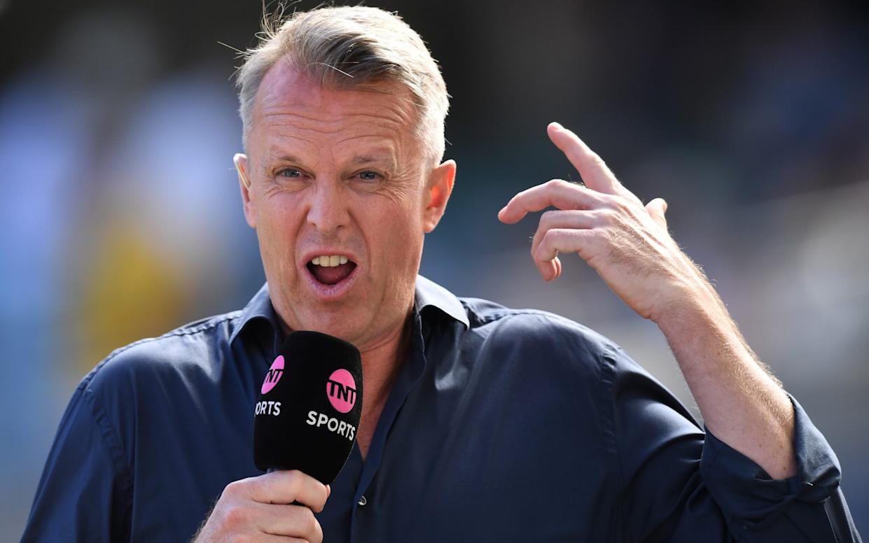 Graeme Swann commentating for TNT during the third Test