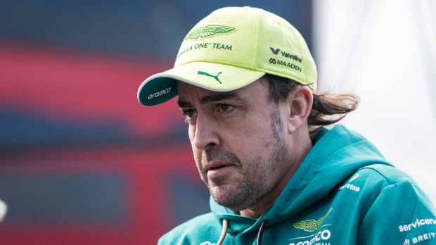 Alonso has not been impressed by the quality at the back of the F1 grid / Credit: Imago