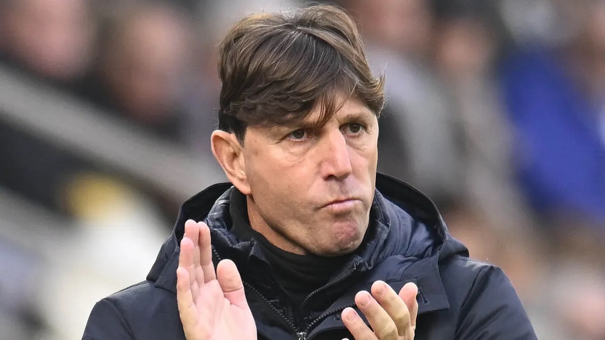 Michele Mignani Appointed New Catanzaro Coach to Face Son in Debut