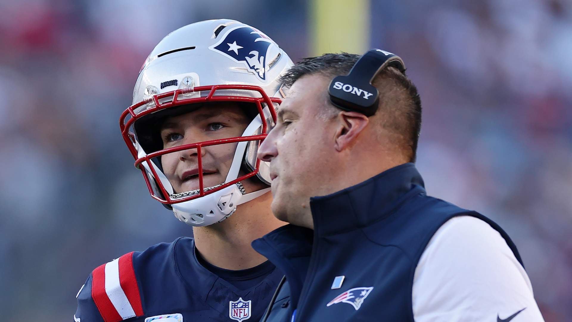 Mike Vrabel Drake Maye New England Patriots