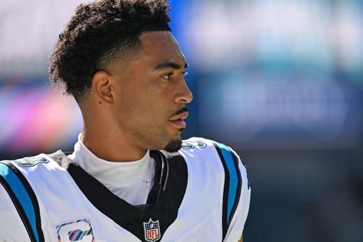 Carolina Panthers quarterback Bryce Young (9) during warmups against the Philadelphia Eagles at Lincoln Financial Field. (Eric Hartline-Imagn Images)