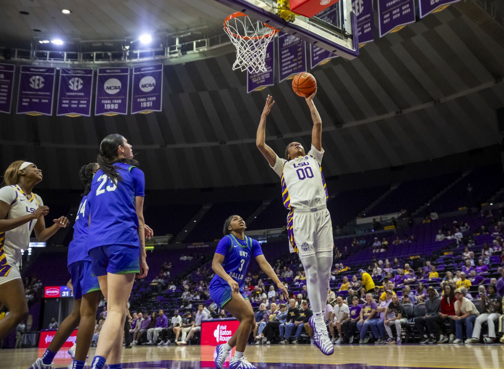 NO.lsuwomen.102326_3274 MJ.JPG