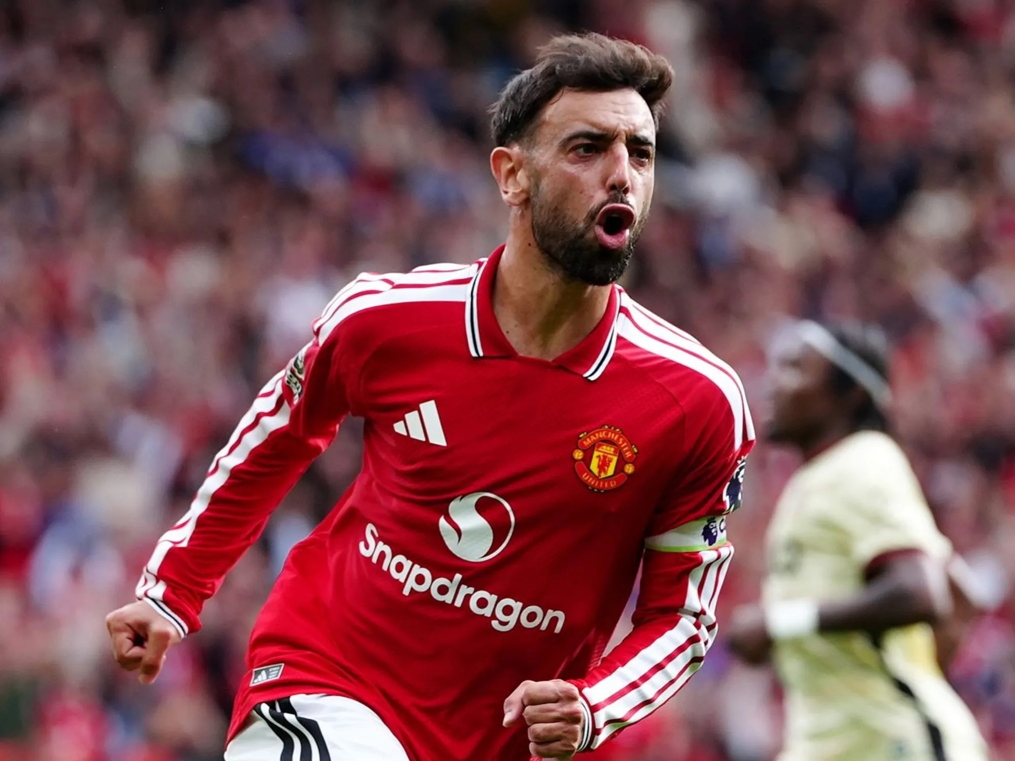 Galatasaray joined by far bigger club in Bruno Fernandes race