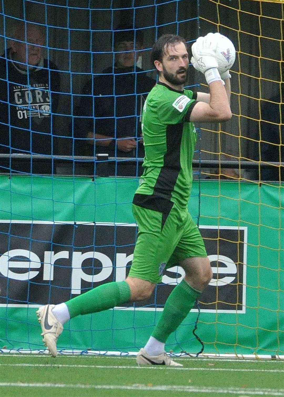 Peter Crook made several fine saves. Photo: Chris Lowndes
