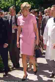 Princess Diana wore this double breasted pink Versace suit in Argentina in 1995
