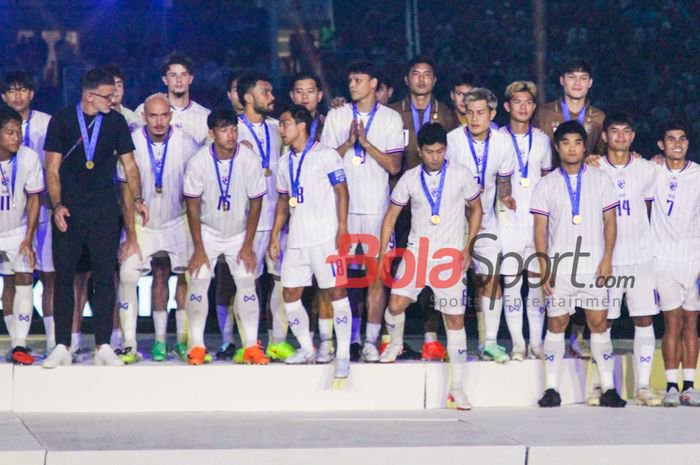 Bolasport.com - Situs Berita Bola dan Olahraga terlengkap menyajikan berita dunia bola, bulutangkis, atletik, prediksi