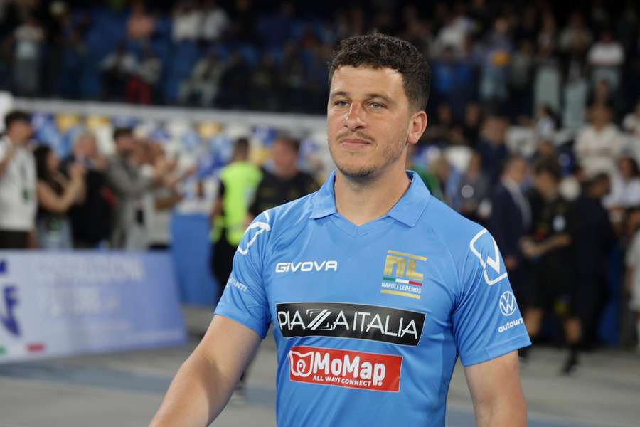 Diego Demme playing for Napoli legends