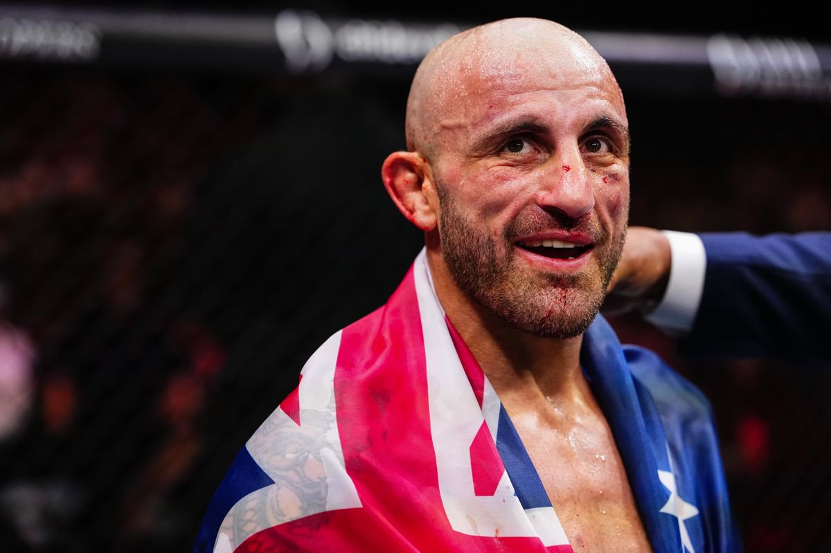 Alexander Volkanovski is looking for one final fight to cap his amazing career in the Octagon
