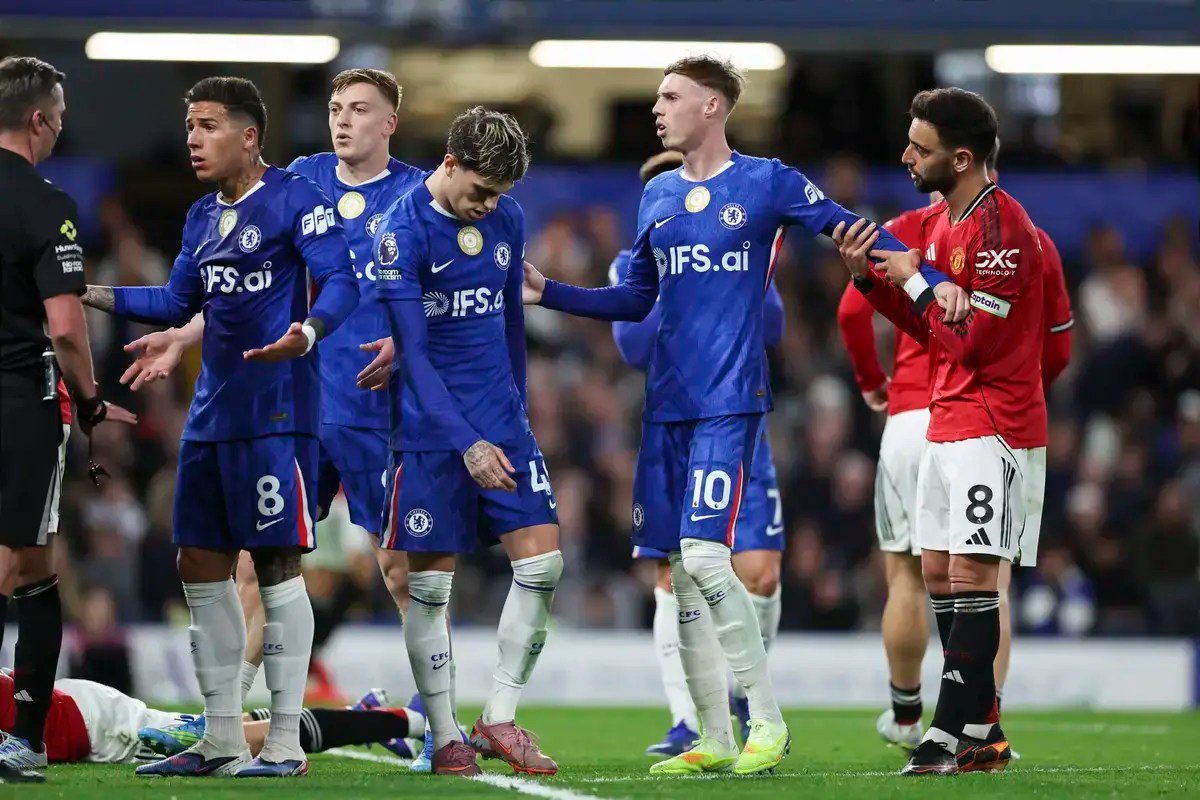 Former Chelsea chief officially joins Manchester United