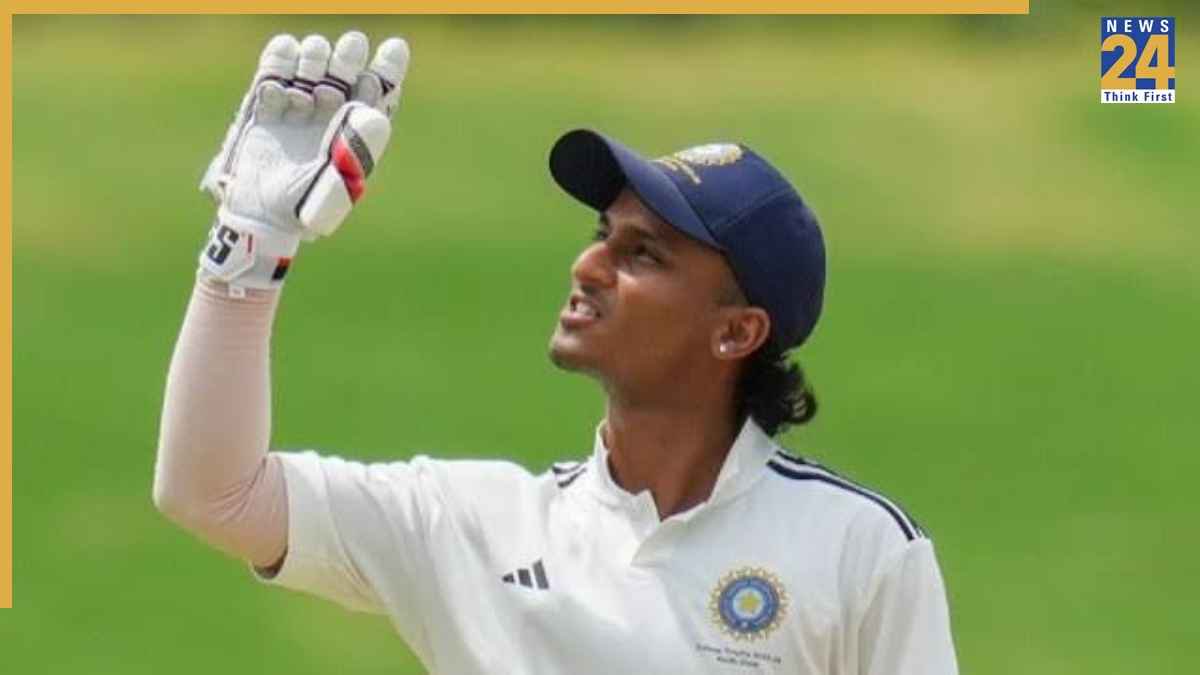 Ayush Badoni double century, Priyanshu Moliya 321 runs, Ayush Badoni 210 not out, Priyanshu Moliya triple century, Ranji Trophy 2026, Ranji Trophy latest news, Ranji Trophy Day 2 highlights, Ayush Badoni Ranji Trophy, Priyanshu Moliya Ranji Trophy, Delhi vs Jharkhand Ranji Trophy, Baroda vs Jammu and Kashmir Ranji Trophy, Ayush Badoni double hundred against Jharkhand, Ayush Badoni consecutive double centuries, Priyanshu Moliya 321 scorecard, Delhi cricket team latest news, Baroda cricket team latest news, Delhi vs Jharkhand score, Delhi score 515 runs, Sumit Mathur 150 not out, Mahesh Pithiya maiden first-class century, Ayush Badoni first-class record, consecutive double centuries in first-class cricket, Ranji Trophy match results, JSCA International Stadium Ranchi, Jharkhand vs Delhi Day 2 report, Baroda comeback against Jammu and Kashmir, Indian domestic cricket news, Ranji Trophy record-breaking performances, Ayush Badoni latest performance, Priyanshu Moliya batting highlights, Ranji Trophy 2026 points table, domestic cricket latest updates, Delhi captain Ayush Badoni, Ranji Trophy cricket highlights today
