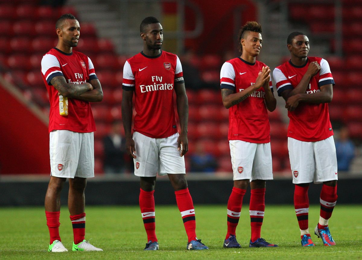 Kyle Bartley, Johan Djourou, Martin Angha and Kyle Ebecilio of Arsenal watch the penalty shootout
