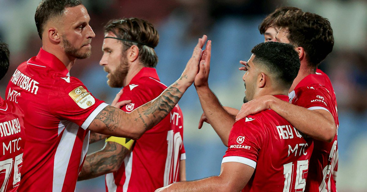 Red Star Belgrade Bench Arnautovic and Cham in Victory