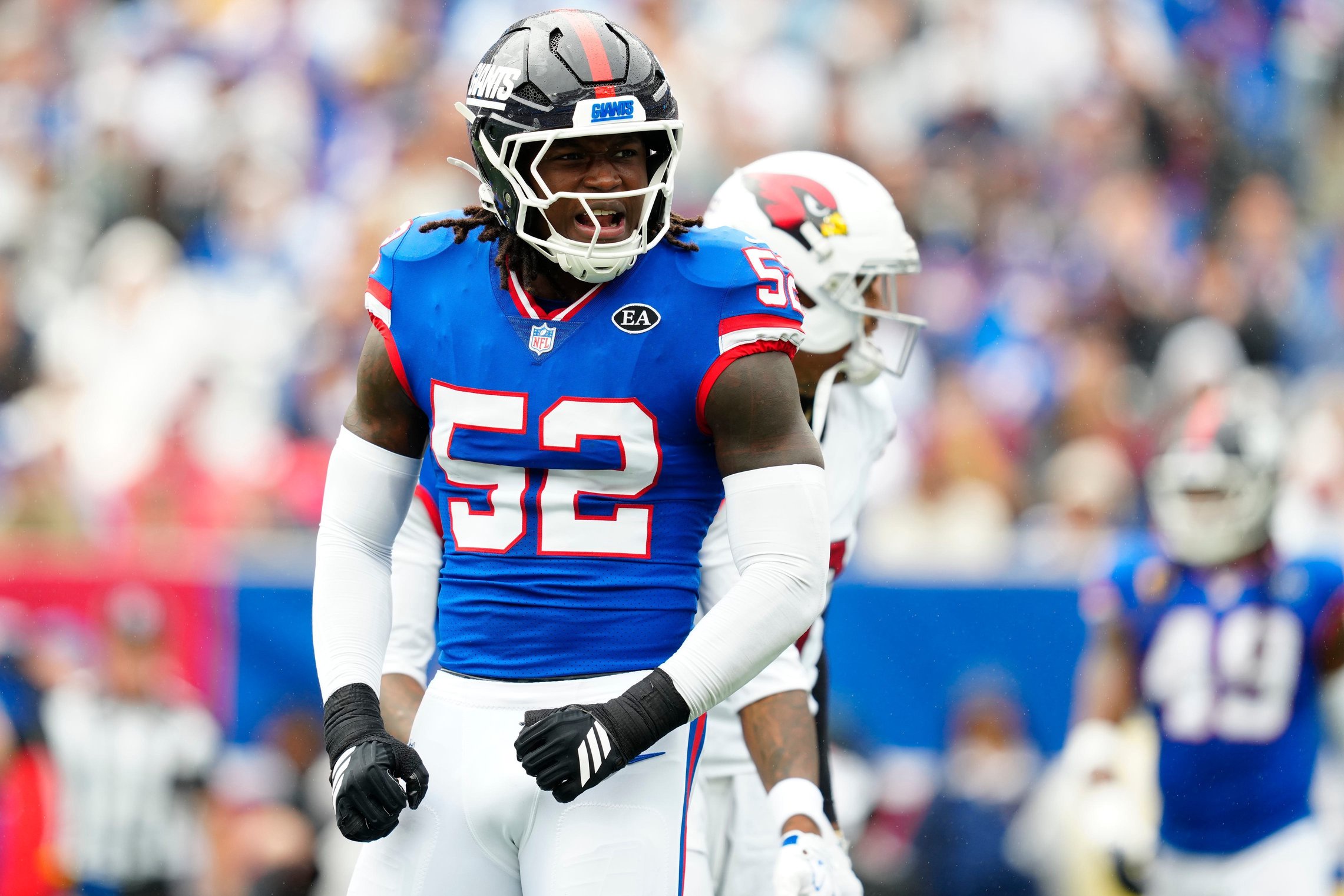 New York Giants linebacker Arvell Reese (52) celebrates after blocking a pass, Sunday, October 4, 2026, in East Rutherford.