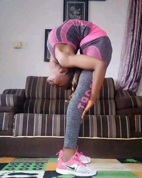 Really Create Like This? This Lady Flexible There’s Bone Body (See Photos)