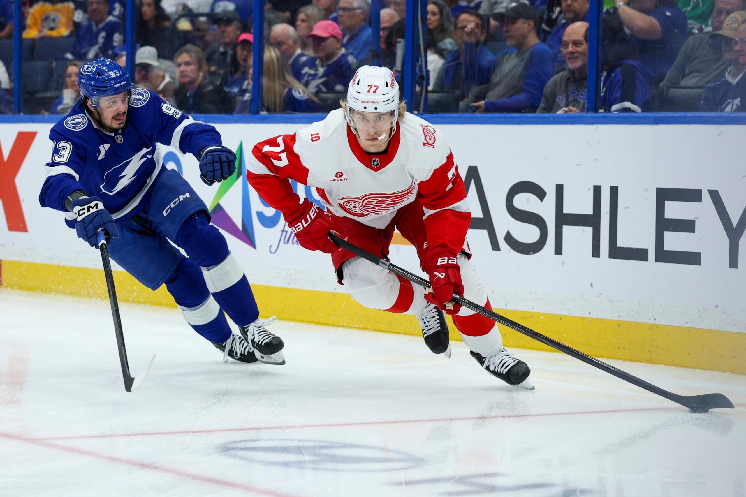 Report: Flyers Linked to 2 Defensemen in Latest Trade Rumors