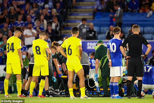 Fofana was then given oxygen before stretchered off to applause at the King Power Stadium