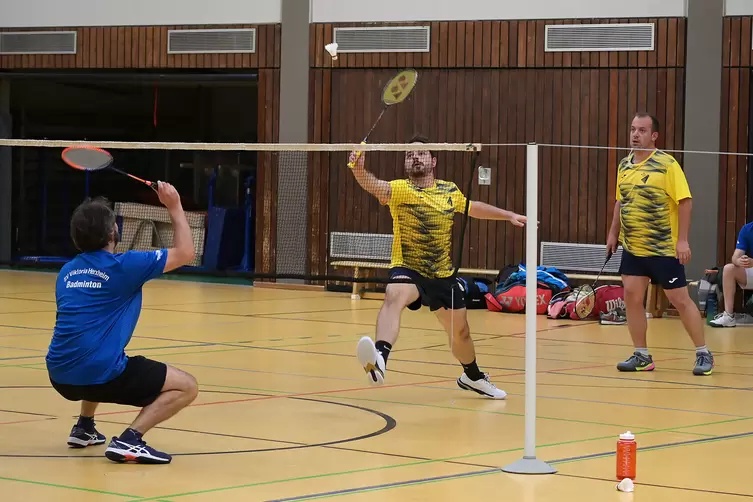 Jens Steinbach (rechts) und Daniel Gerhardt verloren ihr Doppel knapp.