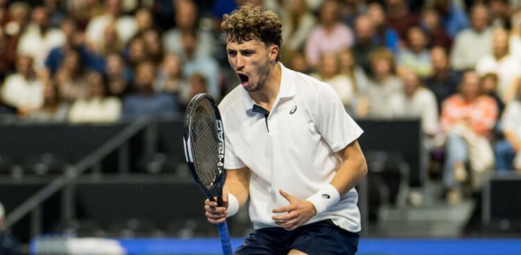 Tennis – ATP – Bruxelles : Chidekh décroche sa première victoire !