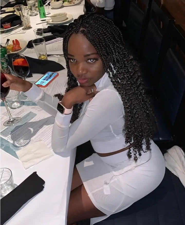 [GIST] The 24Years Old Nigeria Girl Who Was Killed In USA, See Her Photos Of Enjoying HerSelf Before Her Death