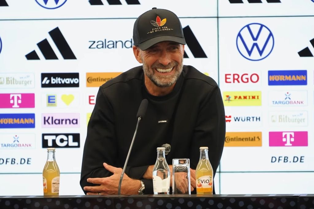 Jurgen Klopp speaking during a press conference