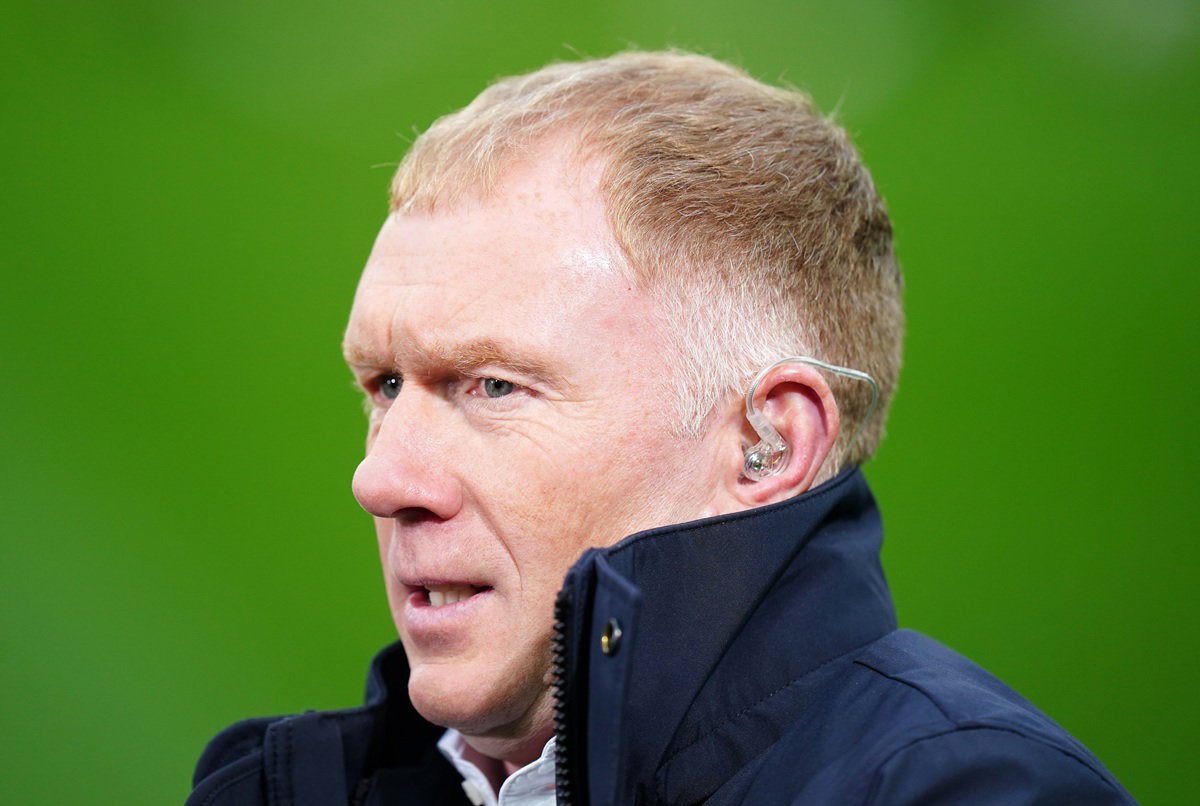 “Staring Us In The Face” – Scholes Claims There Is An Obvious Candidate To Replace Carrick At Man Utd