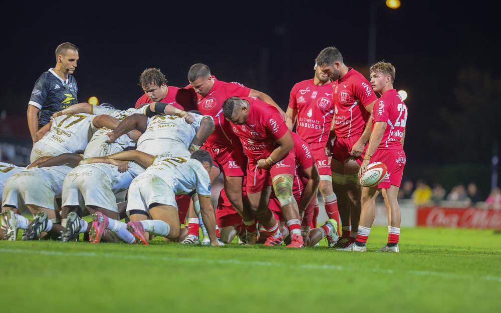 Le pack dacquois a pesé lourd en fin de match pour récupérer des pénalités précieuses en mêlée.