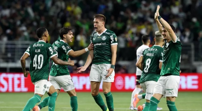 Palmeiras lidera o ranking de premiações do futebol brasileiro em 2026, com R$104,9 milhões acumulados.