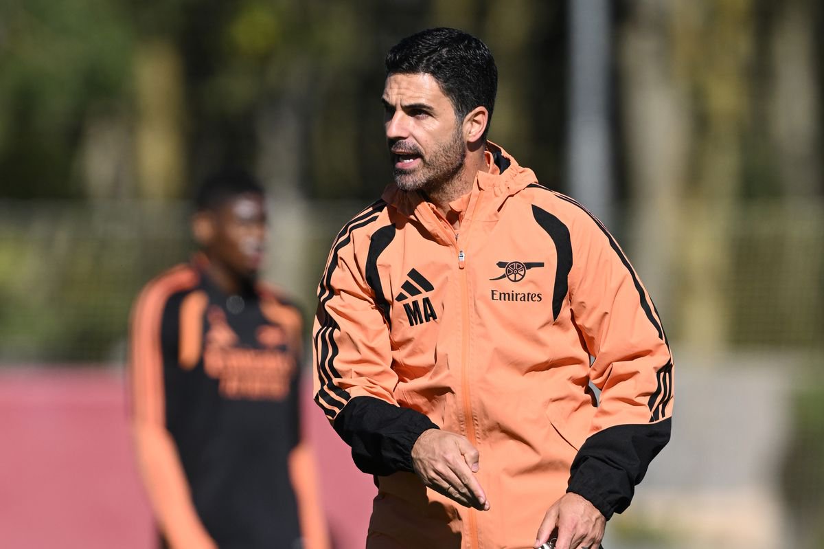 Arsenal manager Mikel Arteta during a training session at Sobha Realty Training Centre on October 08, 2026 in London Colney, England