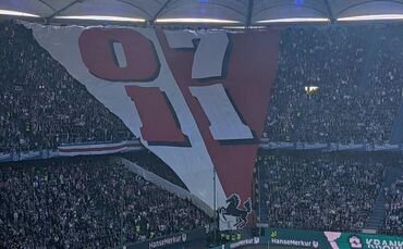 Die 0711-Choreo der VfB-Fans in Hamburg.