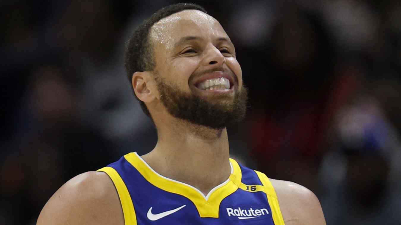 Stephen Curry #30 of the Golden State Warriors