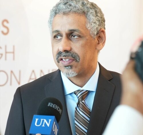 الوزير السابق سيدي ولد التاه