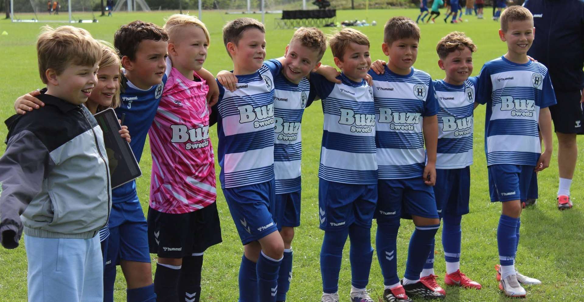 Hoppers United under-10 White