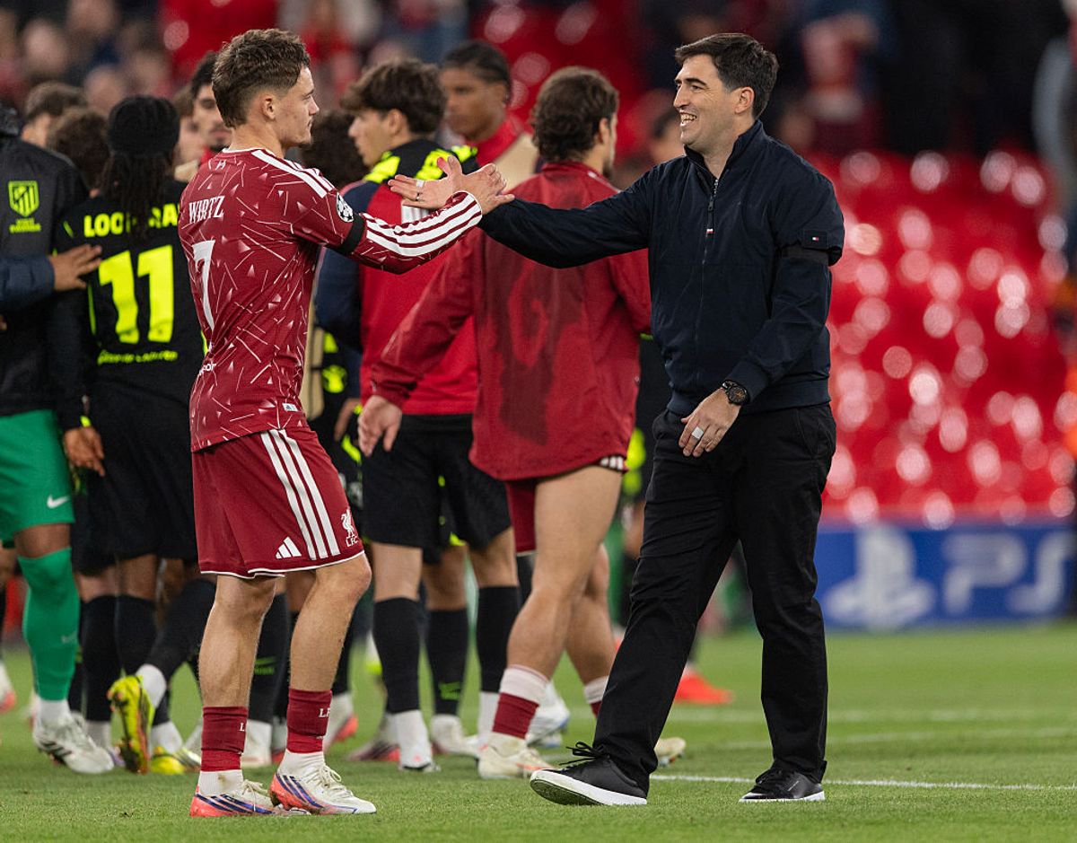 Andoni Iraola has continued to back his German playmaker
