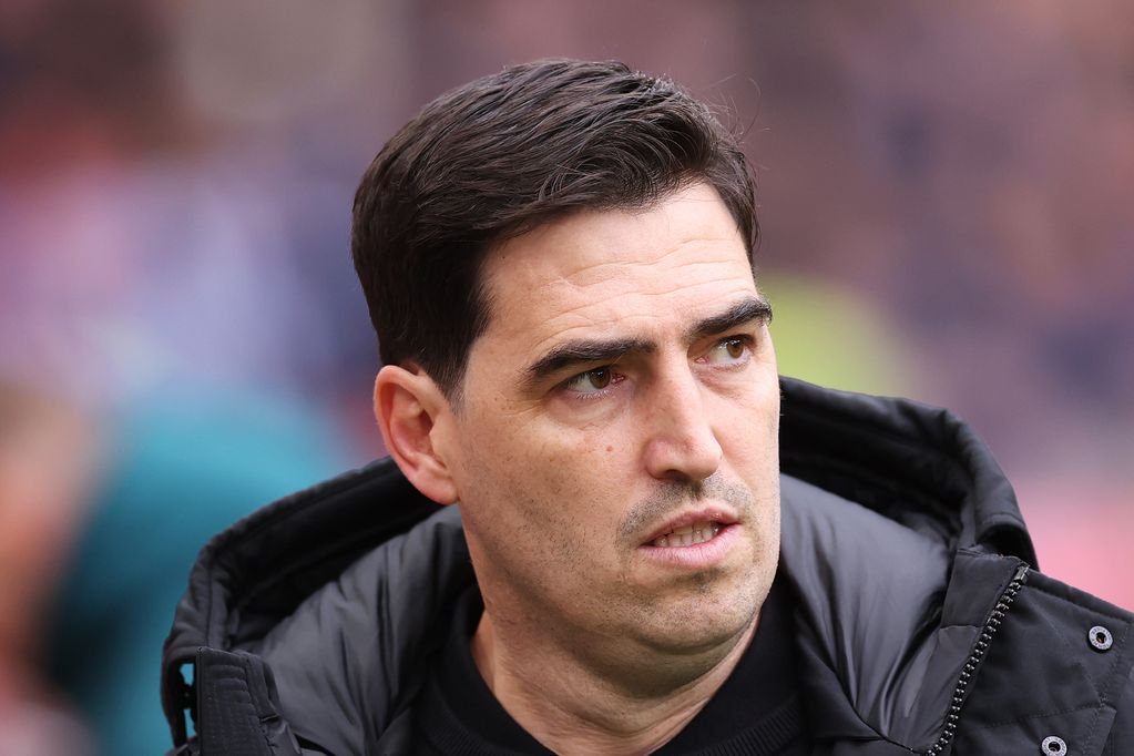 Liverpool head coach Andoni Iraola.