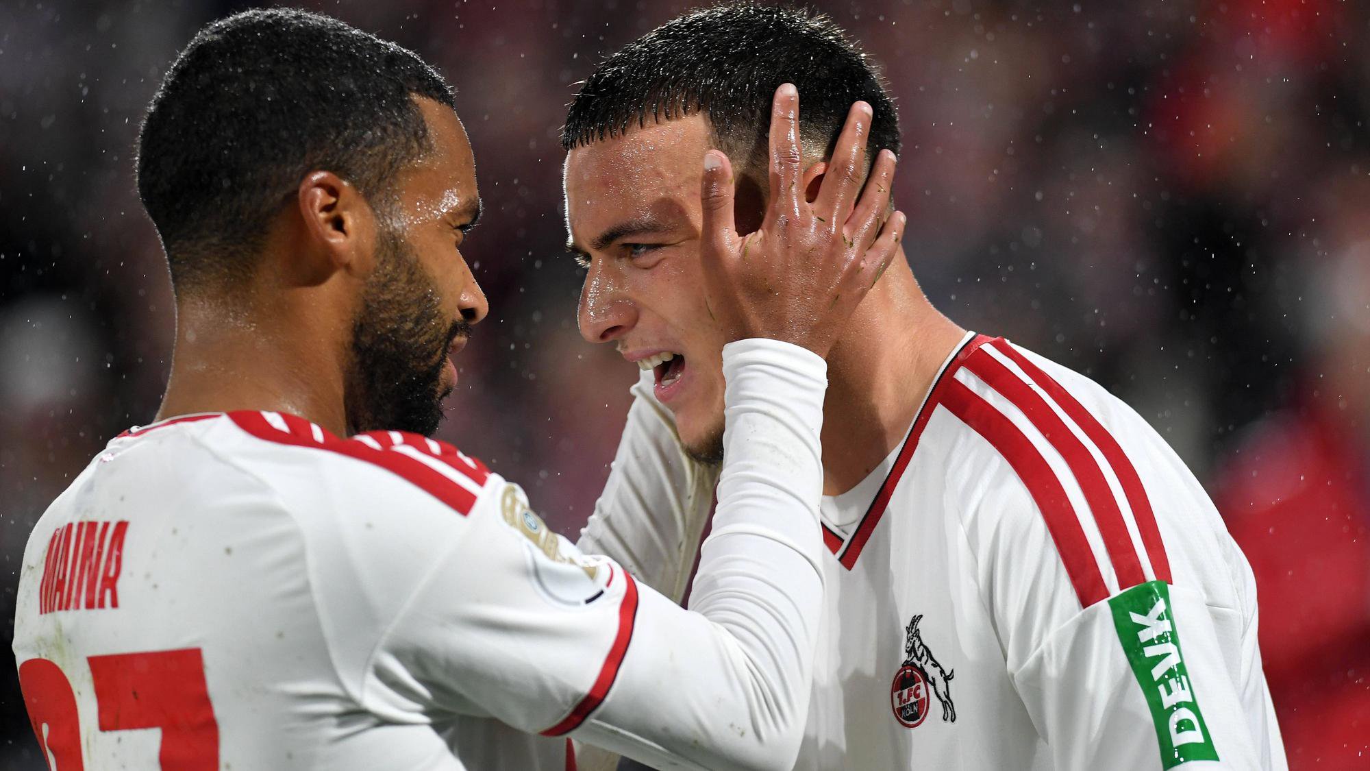Linton Maina und Said El Mala bejubeln das 1:0.