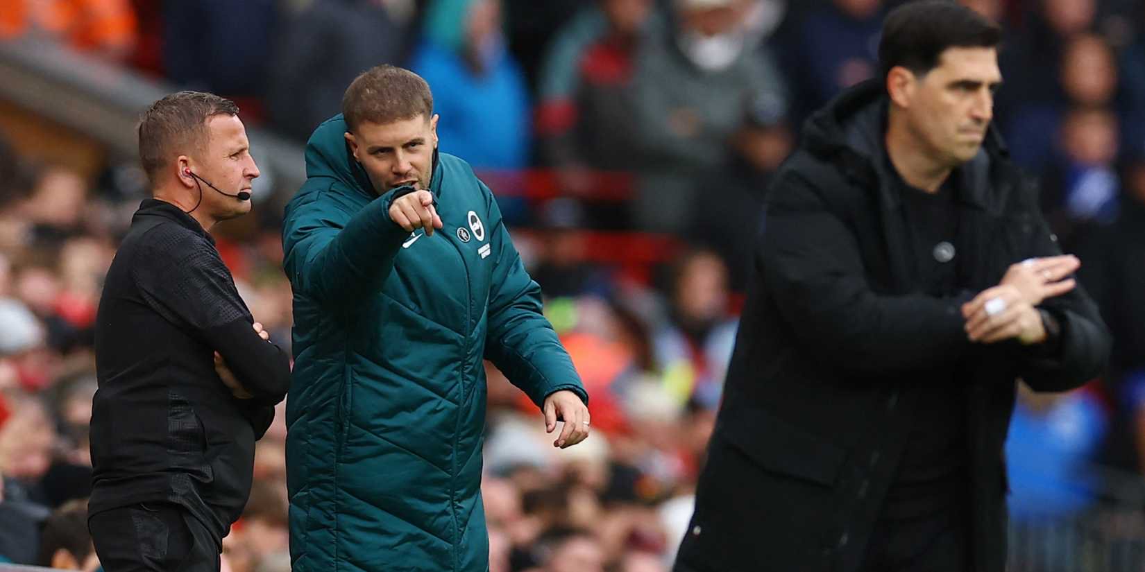 Fabian Hurzeler points at Andoni Iraola in Liverpool 2-0 Brighton