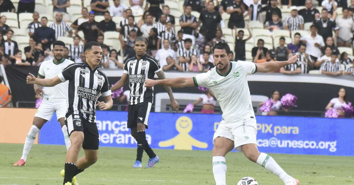 Late Penalty Denies Juventude Serie B Lead in Controversial 2-2 Draw with Ceara
