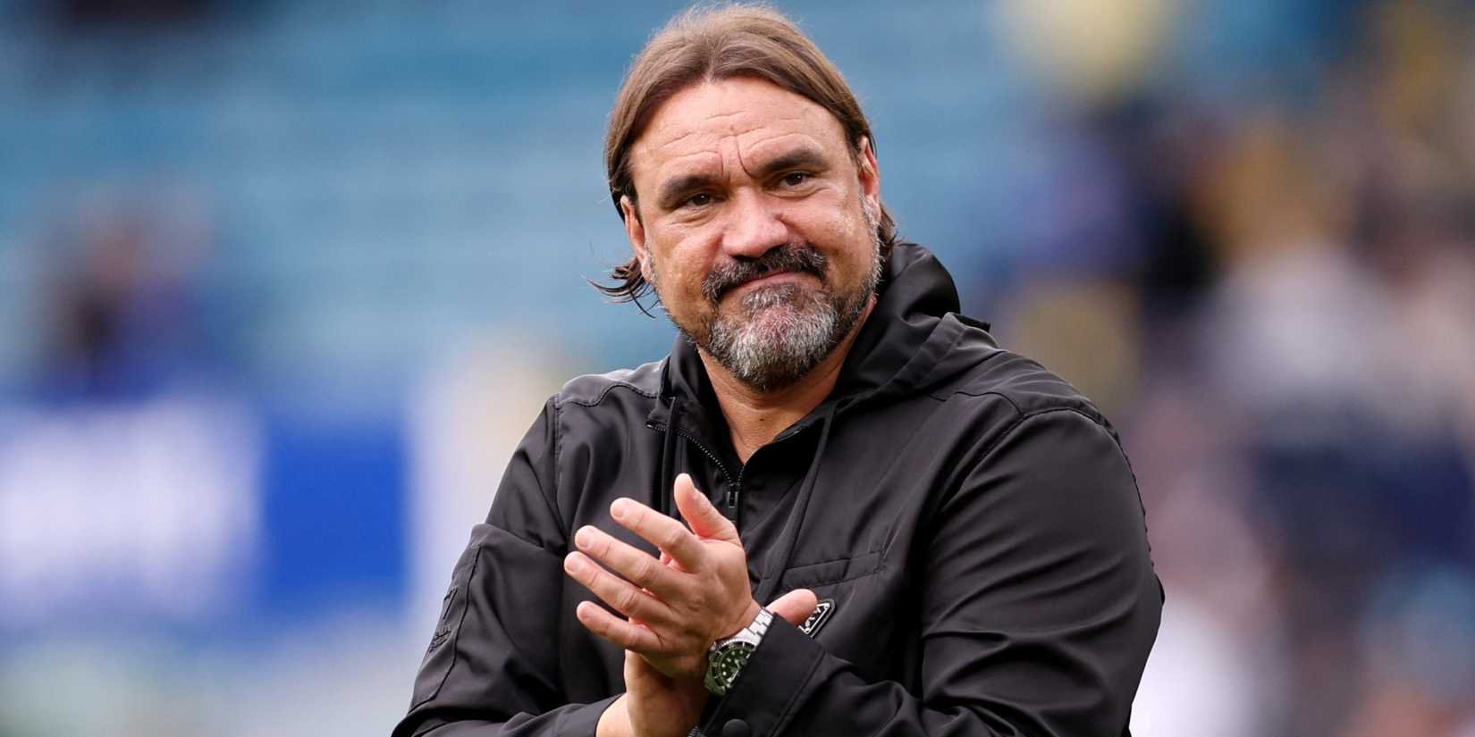 Leeds manager Daniel Farke claps supporters