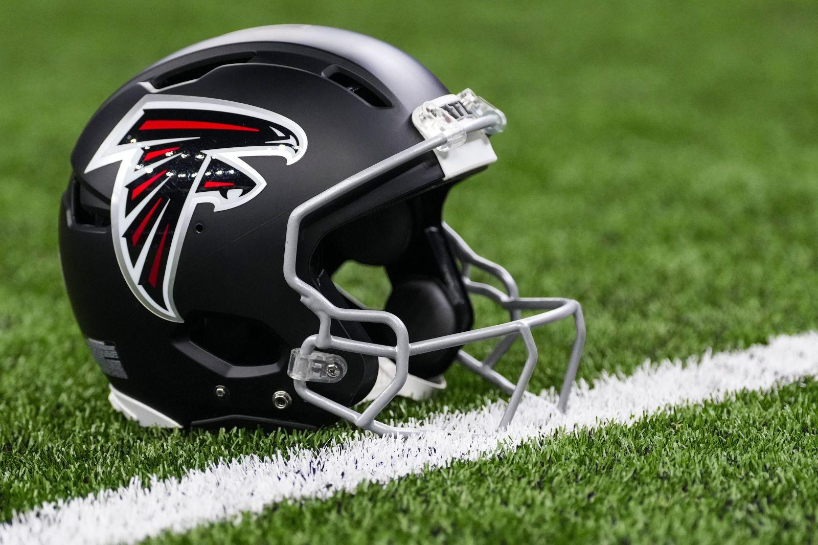 Atlanta Falcons helmet