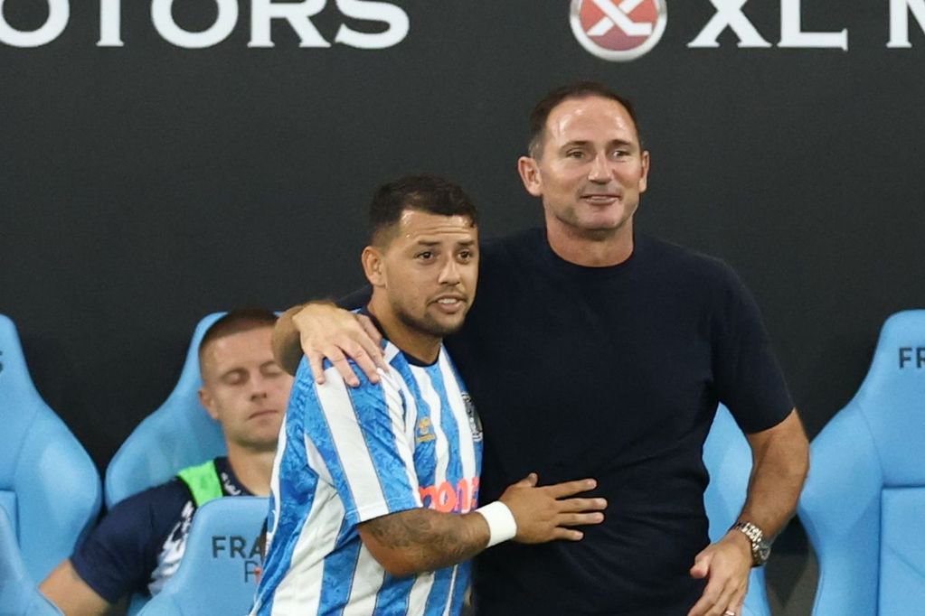 Coventry City's Frank Lampard and Gustavo Hamer 