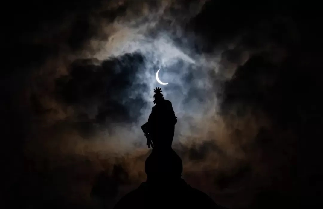 Gerhana Matahari Total 8 April 2024. Gambar: Andrew Harnik/Getty Images