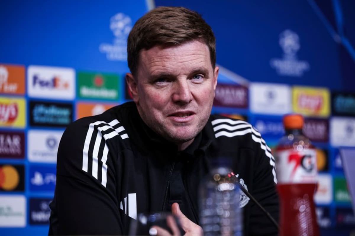 Eddie Howe, head coach of Newcastle United, attends the press conference ahead of the UEFA Champions League 2025/26, football match against FC Barcelona at Spotify Camp Nou Stadium