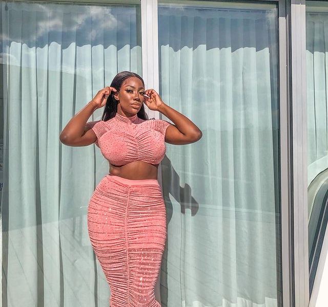 Meet the beautiful Girlfriend of Chelsea star, Romelu Lukaku – www