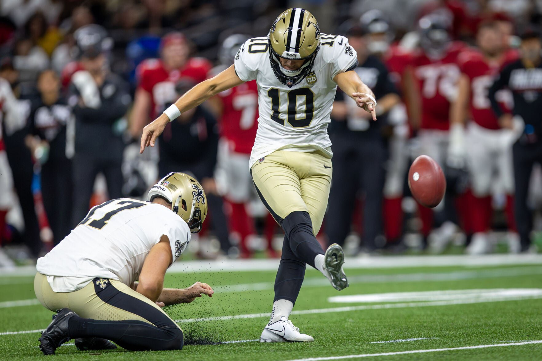 NO.saintsfalcons.100626.4418.JPG