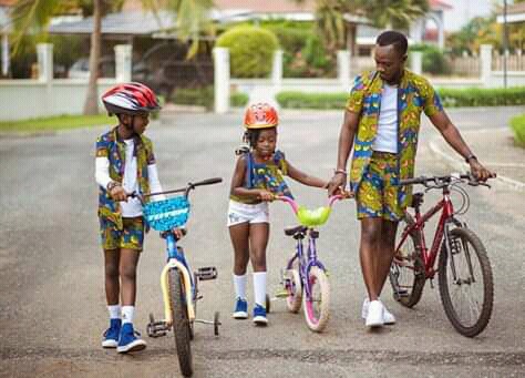 10 times Okyeame Kwame and his lovely kids dazzle in new photos