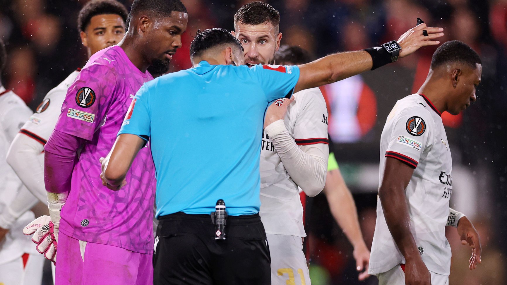 Bournemouth-Milan, CM player ratings: Maignan’s moment of madness earns him a 4. De Winter struggles, Loftus-Cheek is a ghost
