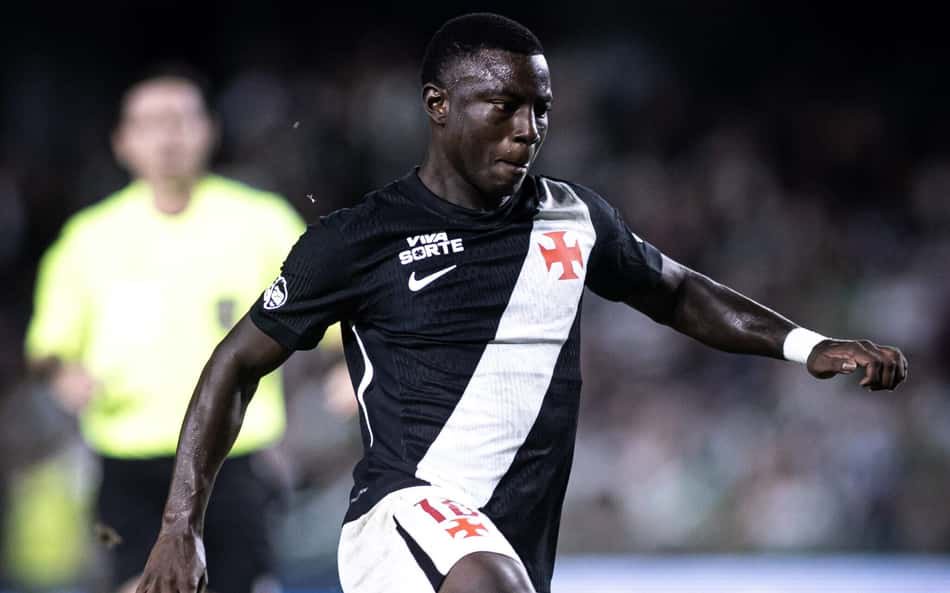 Marino Hinestroza na partida entre Coritiba x Vasco