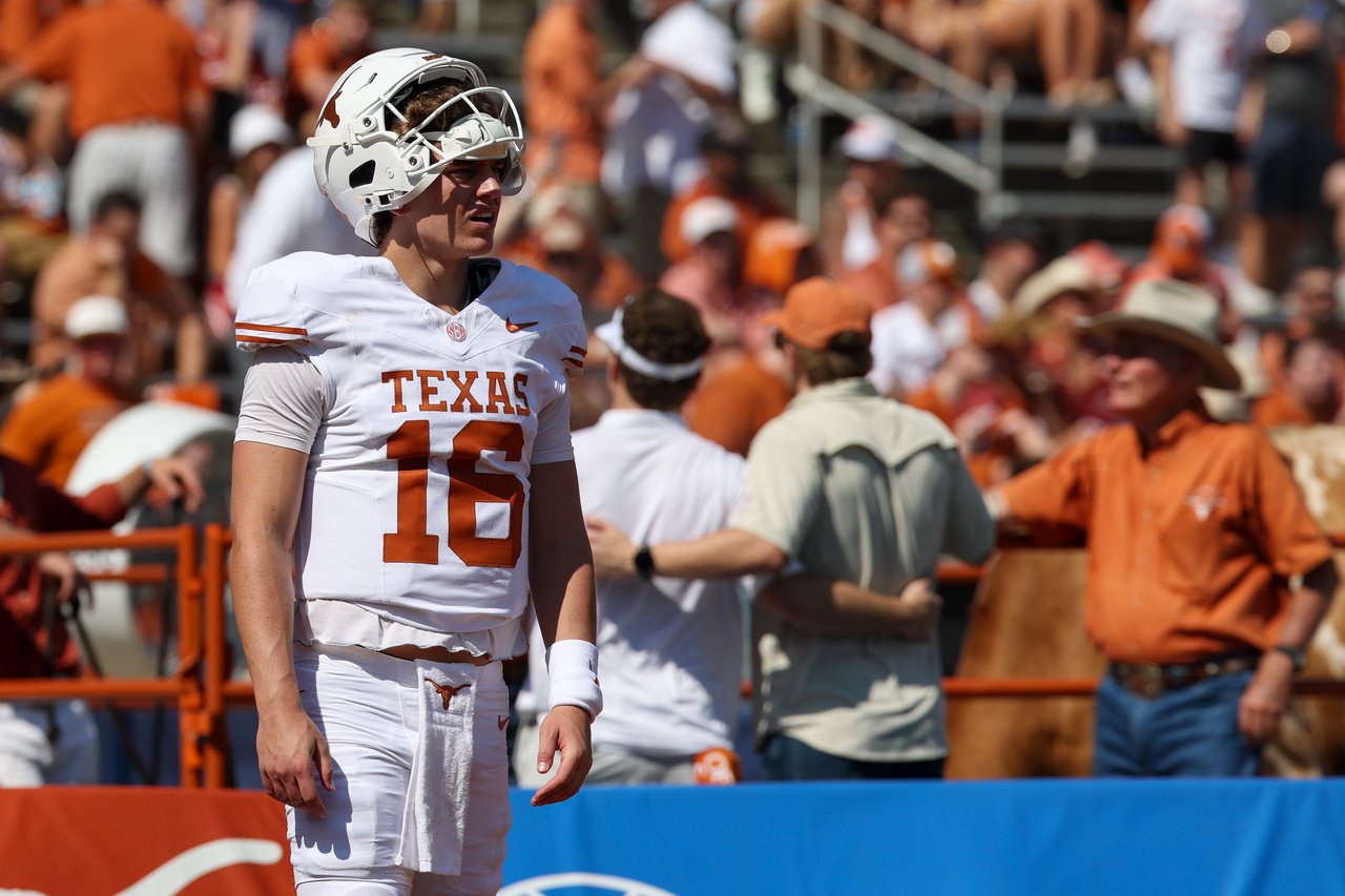 DALLAS, TX - OCTOBER 10: Texas Longhorns quarterback Arch Manning #16 on the field for warmups ahead of the Allstate Red River Rivalry between the Texas Longhorns and Oklahoma Sooners on October 10, 2026, at Cotton Bowl Stadium in Dallas, TX. (Photo by David Buono/Icon Sportswire via Getty Images)