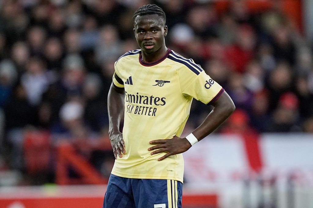 Bukayo Saka of Arsenal looks on during the Premier League match between Nottingham Forest and Arsenal at the City Ground in Nottingham, United Kingdom, on October 18, 2026. (Photo by Maynard Manyowa/News Images/NurPhoto via Getty Images)