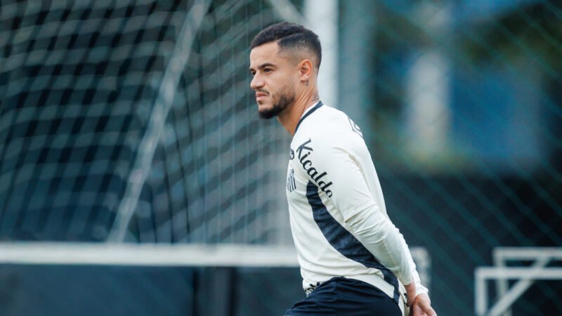 Coutinho no treino - Foto: Raul Baretta/ Santos FC.